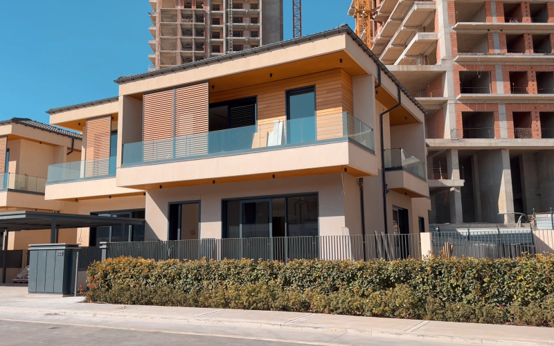 Garden City Villa B22